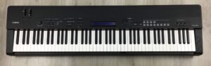 Yamaha CP40 Stage con custodia