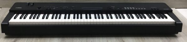 Yamaha CP40 Stage con custodia