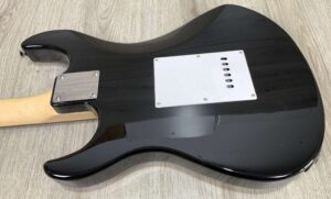 Yamaha EG112C