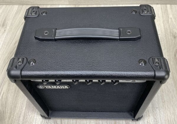 Yamaha GA-15